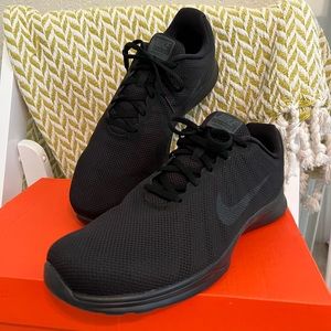 Women’s Nike In-Season TR 6 Comfort Shoes